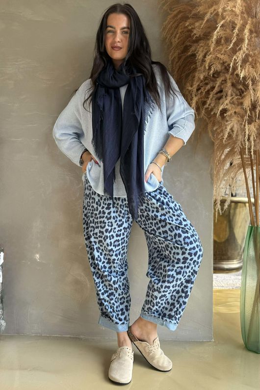 Lagen Zanzibar Seamed Tapered Barrel Pant Celeste & Navy